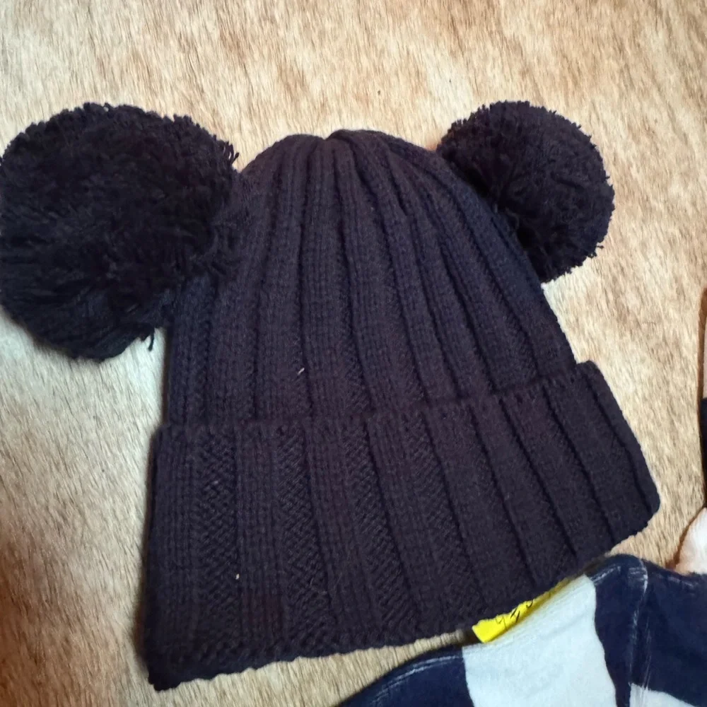 Baby hoodie and pompom beanie 12 months - Picture 2 of 4